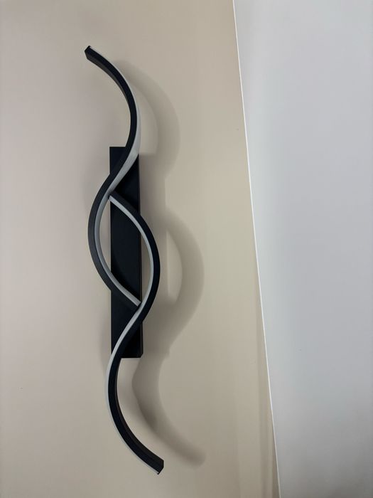 Oświetlenie czarne ozdobne