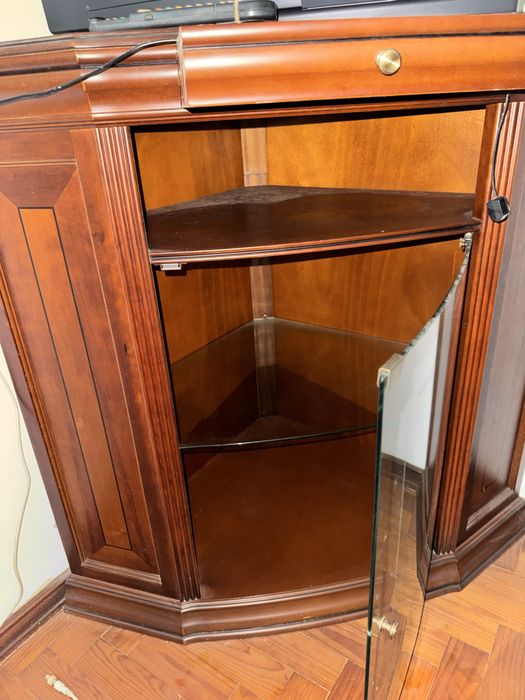 Movel de canto para televisao cor cerejeira