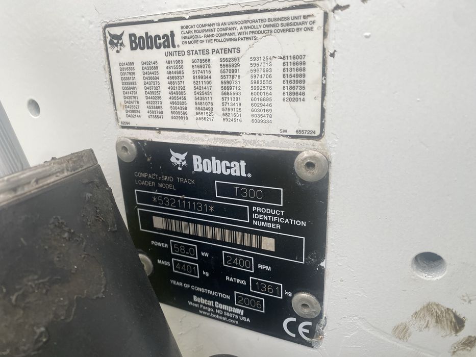 Bobcat T 300 świeżo spr Francji 3500MG masa 4600 kg