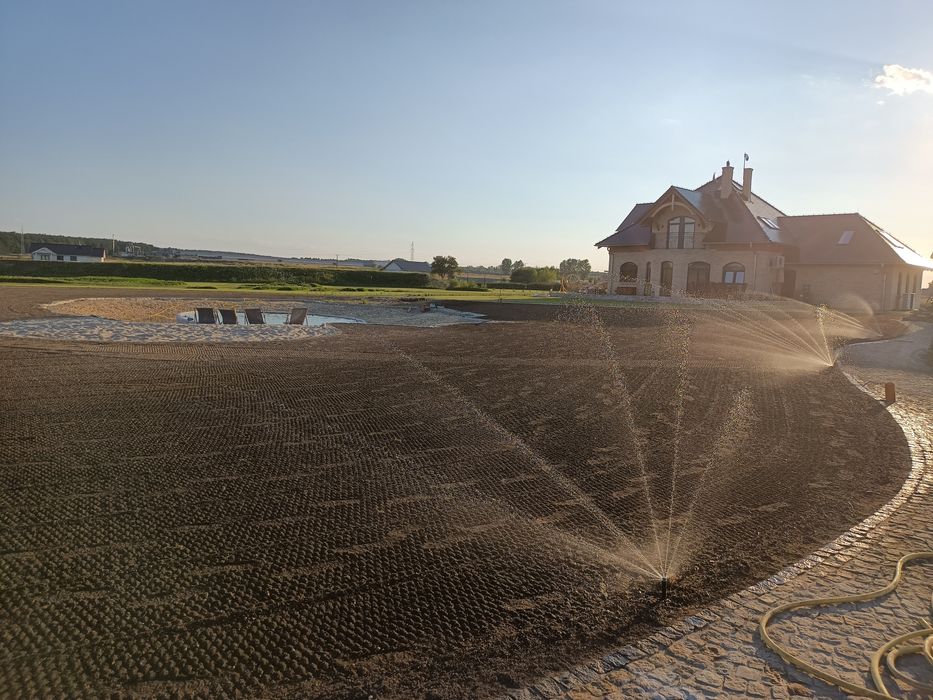Zakładanie trawników ,montaż nawadniania automatycznego #Trawnik