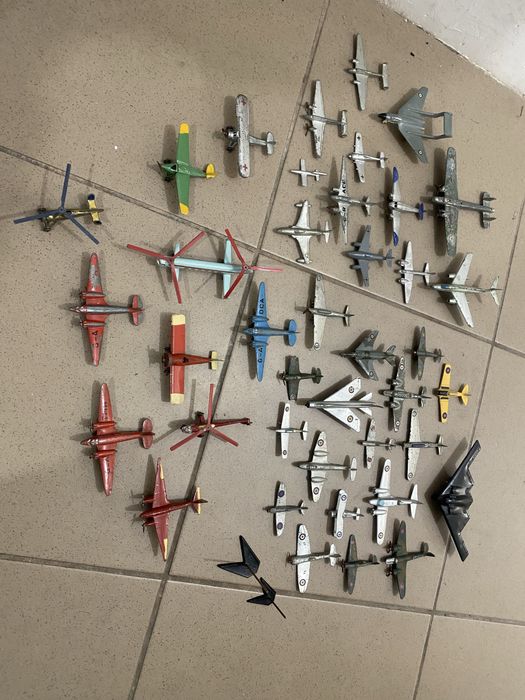 Samoloty modele metalowe Dinky Toys zabawki PRL
