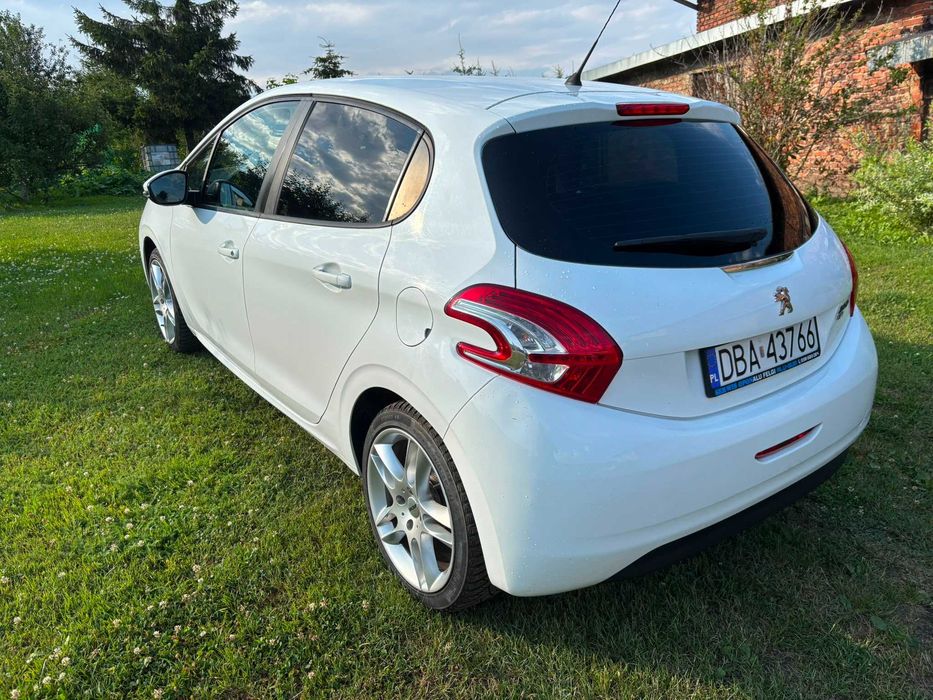 Peugeot 208 1.6 hdi