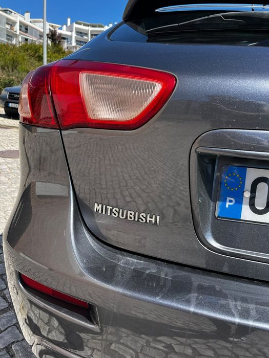 Mitsubishi Lancer 2.0   140cv