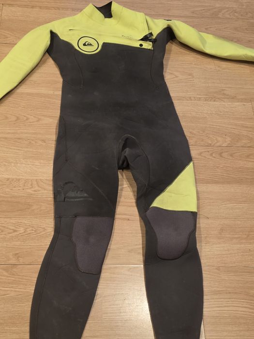 Fato surf quik silver 14 anos