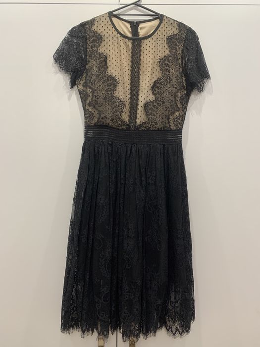 Сукня з мереживом