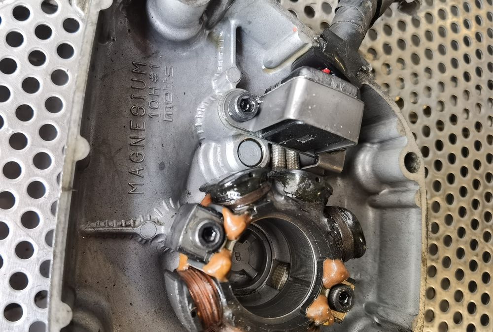 Pokrywa statora  dekiel Suzuki rmz 250 07r