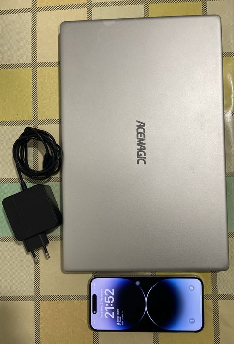 Iphone 14 pro max 128gb  e Portatil