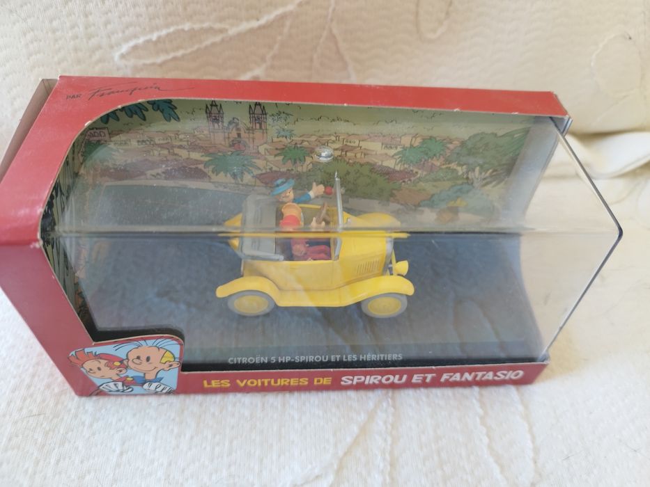 Miniatura do carro Spirou, à escala 1/43
