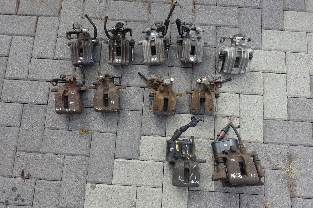 ZACISK TYLNY AUDI A4 B5 B6 B7 A6 C5 QUATTRO  A1