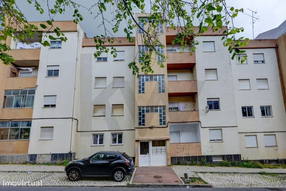 Apartamento T2 em Alverca com Ar Condicionado – Pronto a Habitar