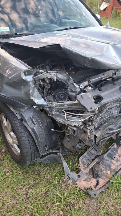 Honda CRV . Uszkodzona.