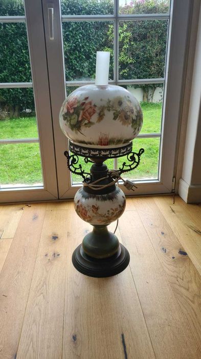 Candeeiro de vidro opalino