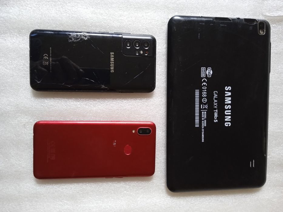 Мобильный телефон смартфон Samsung на запчасти