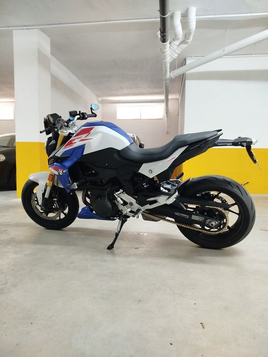 BMW f 900 R sport