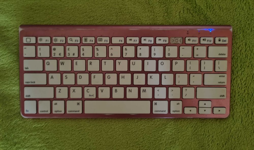 бездротова Bluetooth-клавіатура OMOTON KB088