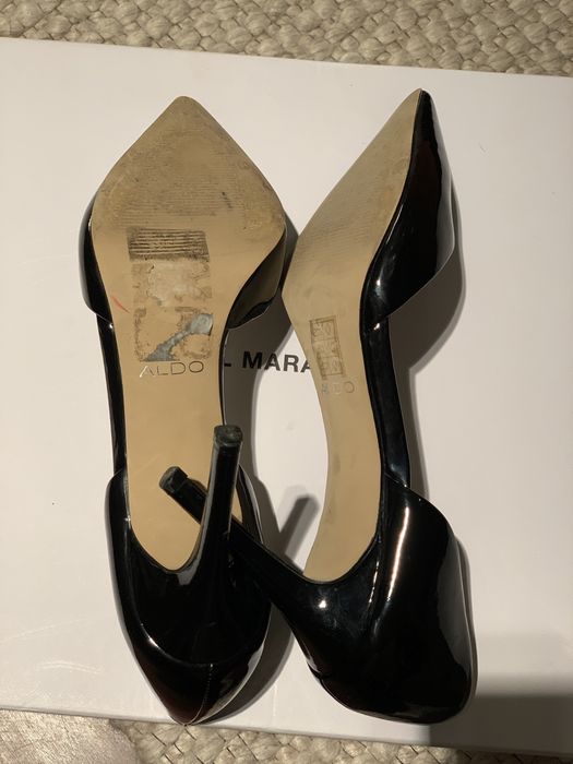 Czarne szpilki Aldo 40 lakierowane obcasy.