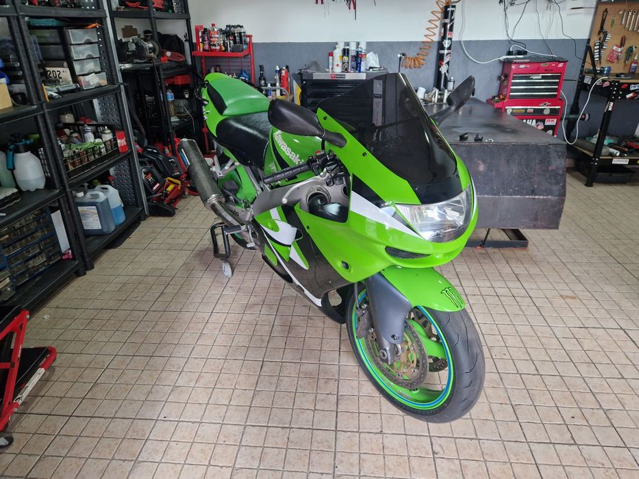 Kawazaki ZX6-R 1998