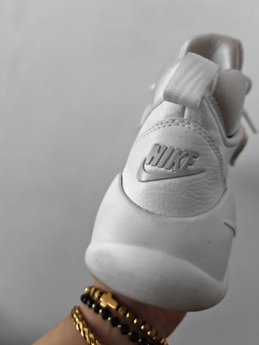 Nike adidasy sportowe sneakersy damskie 39/25,5 cm