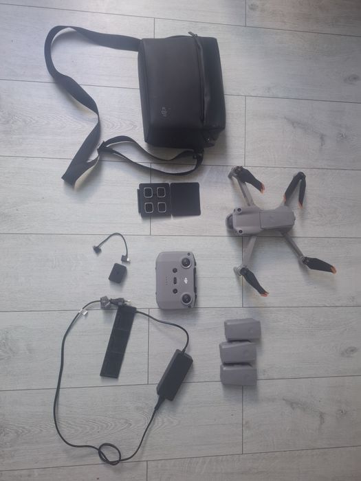 DJI AIR 2S z czterema bateriami