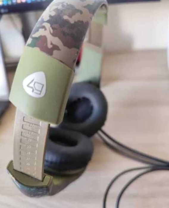 PS4 FAT 1ª geração + 2 comandos + Headset Sony camuflado