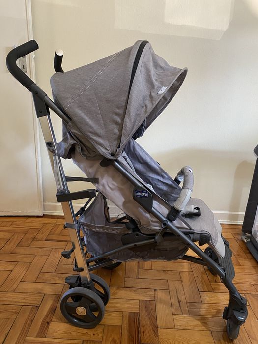 Carrinho de bebe marca Chicco