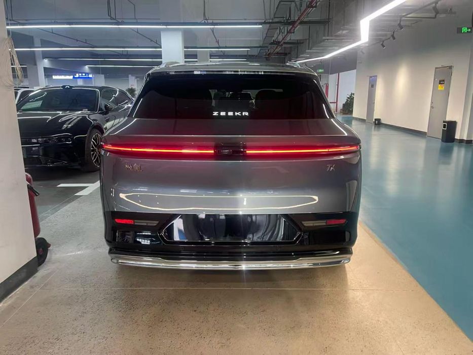 2024 ZEEKR 7X 100kWh Long-range 4WD Intelligent Driving Edition