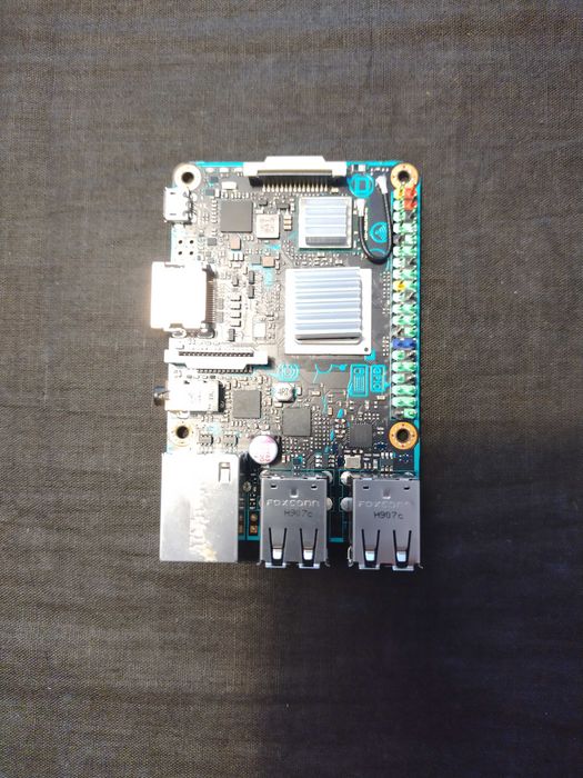 Vendo ASUS Tinker board
