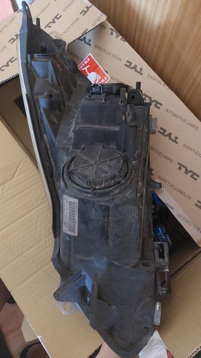 Farol esquerdo opel corsa d