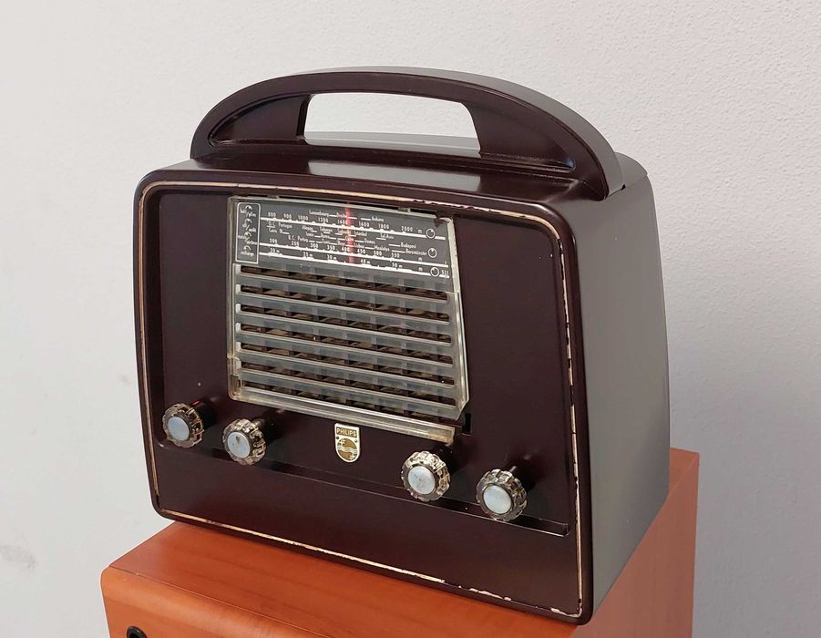 Rádio antigo Philips