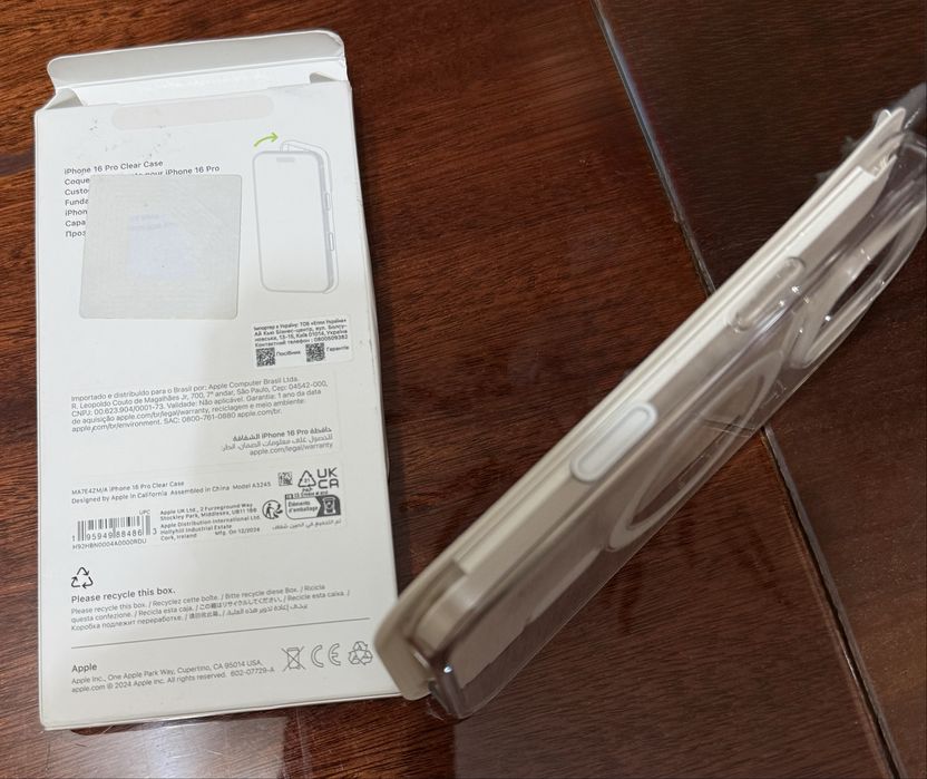 Clear Case MagSafe для iPhone 16 Pro