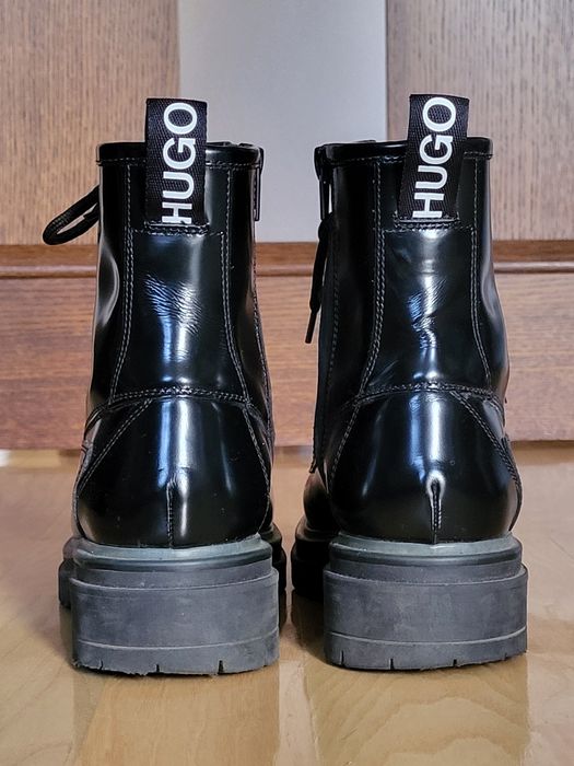 Продам чоботи  Hugo,  оригінал. 38 розмір.