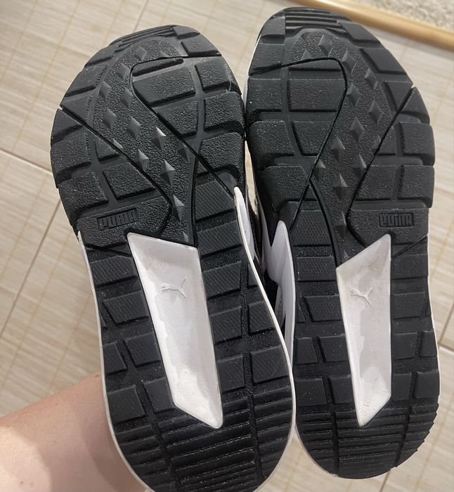 Кросівки жіночі Puma 39 розм, устилка 35 см