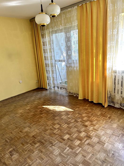 Mieszkanie ulica Wileńska-LSM 3 pokoje-do remontu