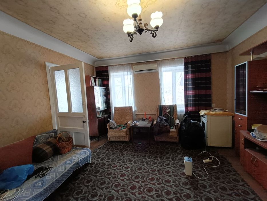 Продажа трёх комнатного жилкопа.  Б мо 20 тыс долларов .рская мало мор