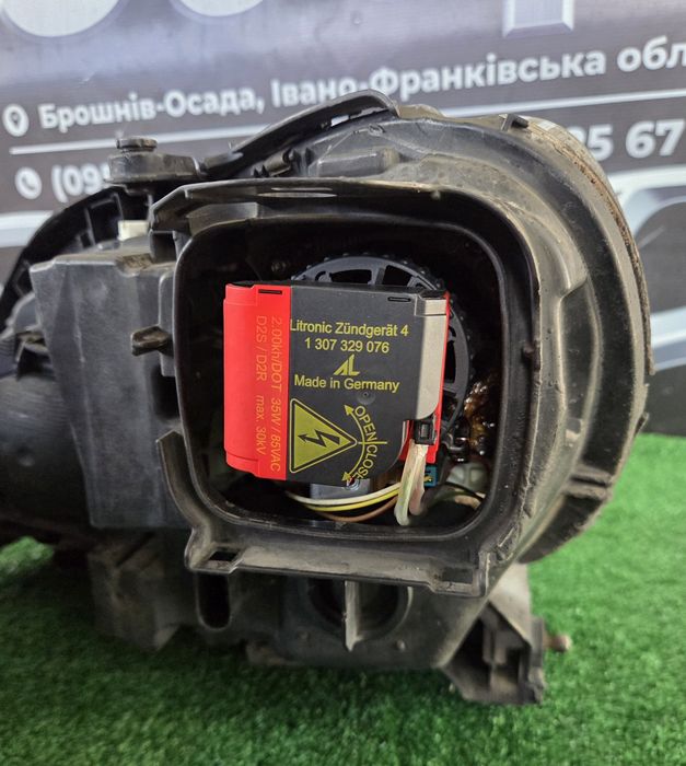 Фара фари стоп стопи ліхтар ліхтарі фонарь фонарі Мерседес S w220 рестайлінг розборка шрот запчастини