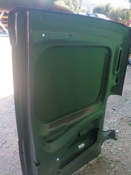 Porta nova peugeot partner ou Citroën berlingo de 2008 a 2018