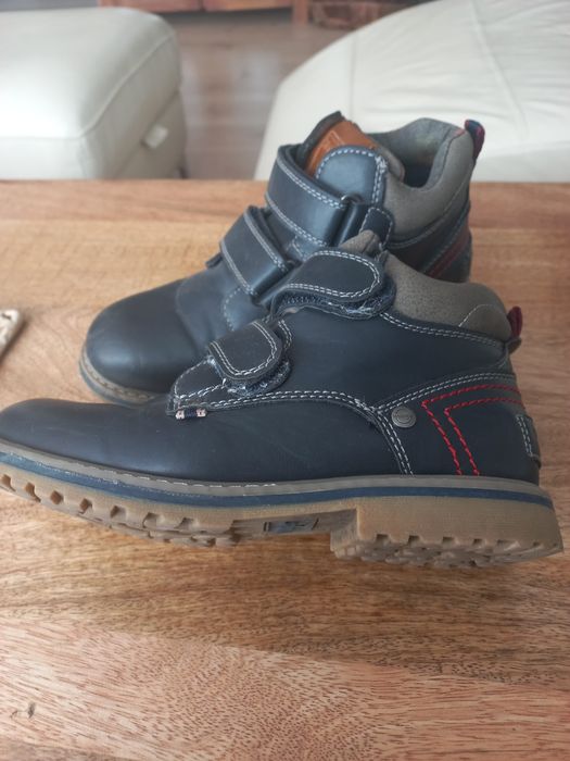 Wrangler skórzane ocieplane trapery 34