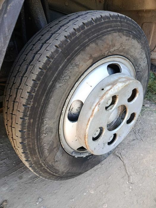 Mitsubishi Canter 2.8 TD — Tri-basculante | Pronta a trabalhar!