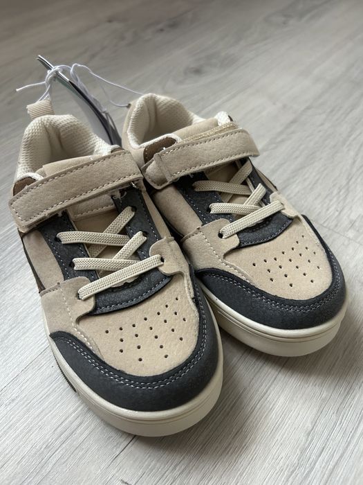 Кросовки sinsay