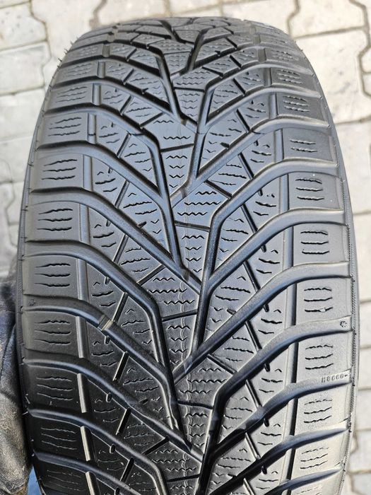 Zima Yokohama 205/45 R17 6.5mm