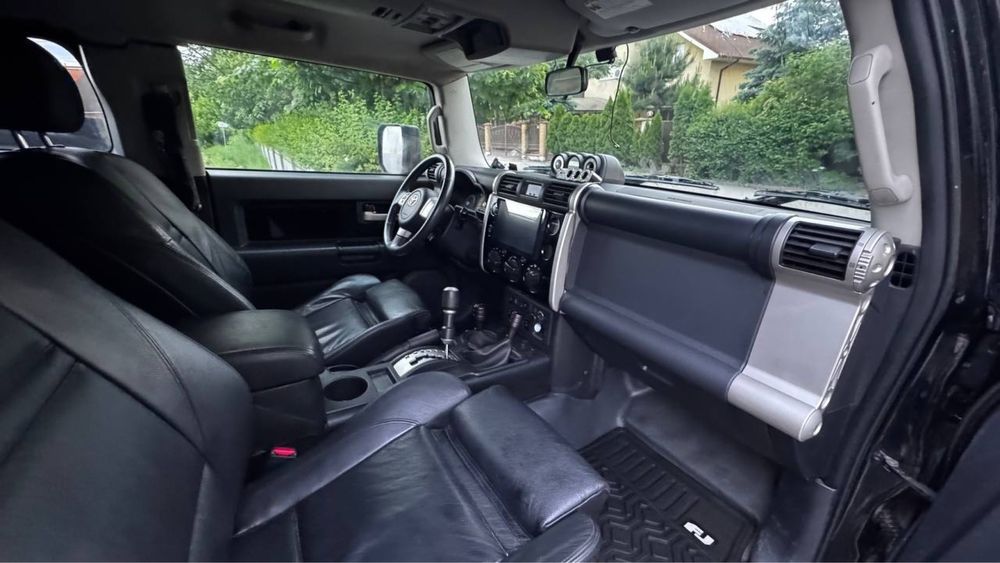Toyota FJ Cruіser 4.0 OFF Road Обмін