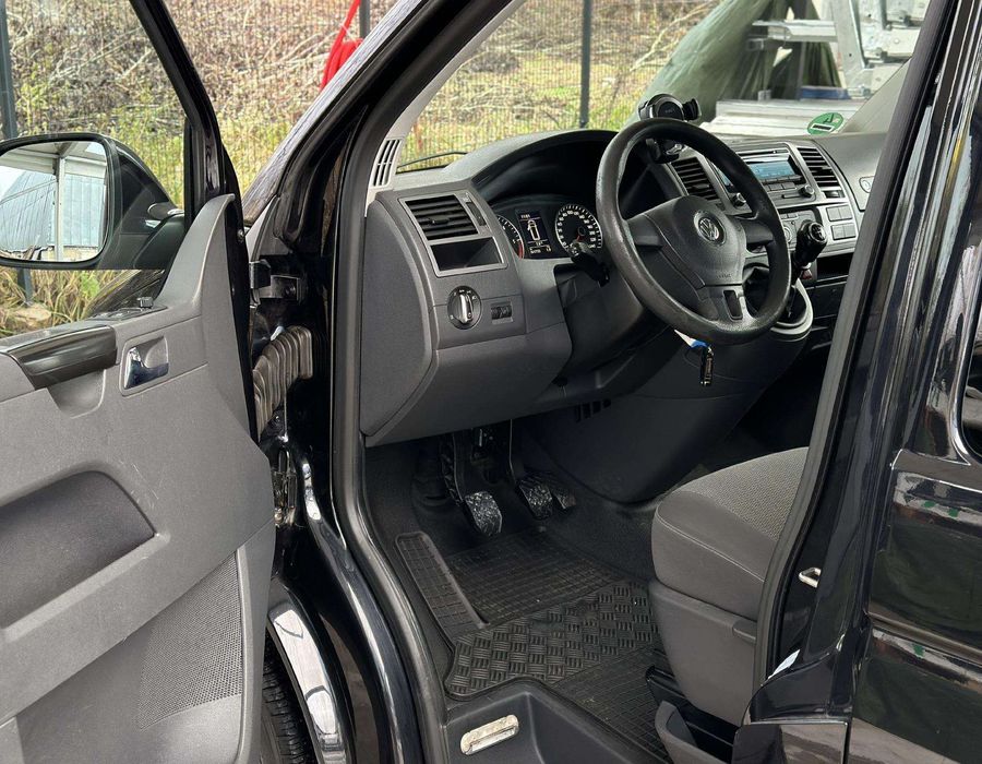 Volkswagen Caravelle