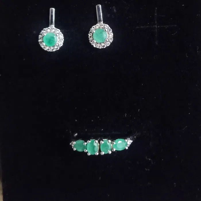 Brincos e Anel de Prata e Esmeralda