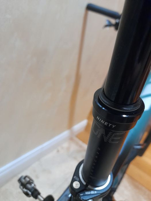 Kross Earth 3.0 2024 Carbon