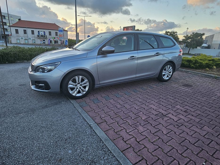 Vendo empresa TVDE + Peugeot 308 1.5 SW
