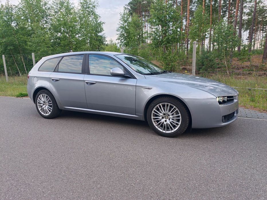 Alfa Romeo 159