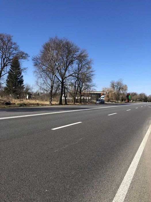 Земельна  ділянка комерційного призначення 0,5 Га та будівля 88,5 м2(4)