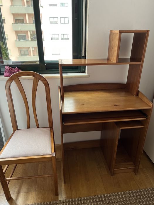 secretaria e cadeira