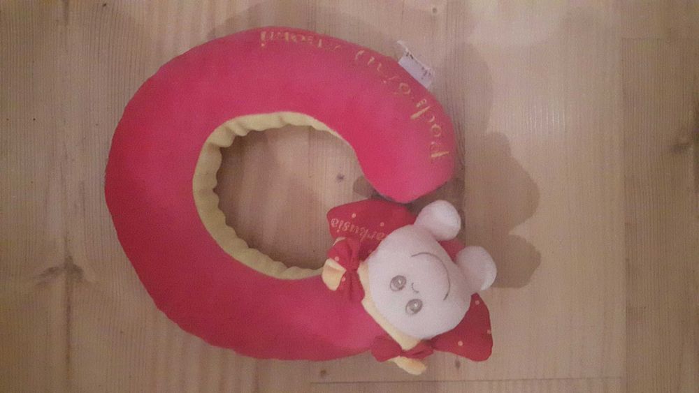 Zagłówek podróżny do fotelika samochodowego