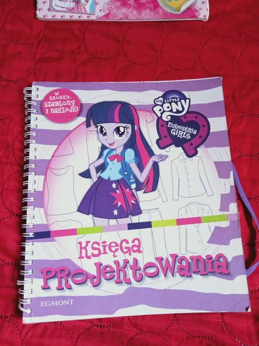 Książki Barbie Wróżki Little Pony Modelki Violetta